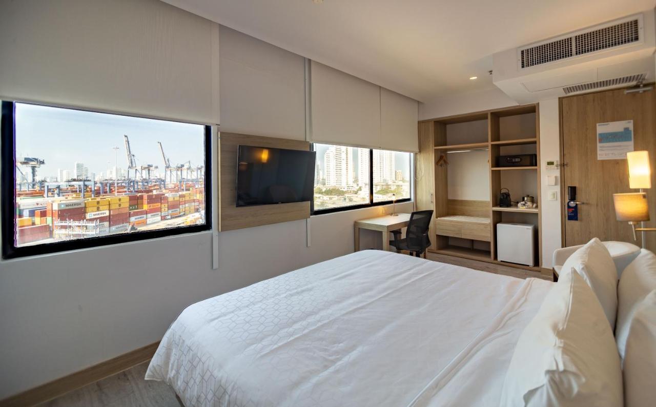 Holiday Inn Express Cartagena Manga By Ihg Экстерьер фото