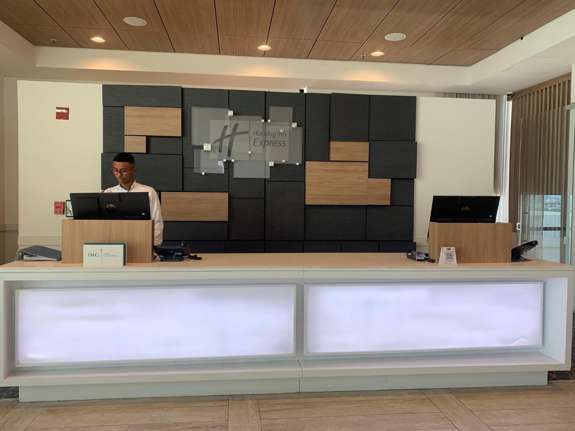 Holiday Inn Express Cartagena Manga By Ihg Экстерьер фото